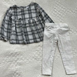 Carter’s 2T girl’s outfit